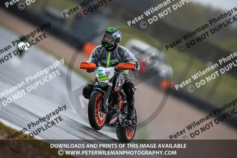 PJM Photography;donington no limits trackday;donington park photographs;donington trackday photographs;no limits trackdays;peter wileman photography;trackday digital images;trackday photos